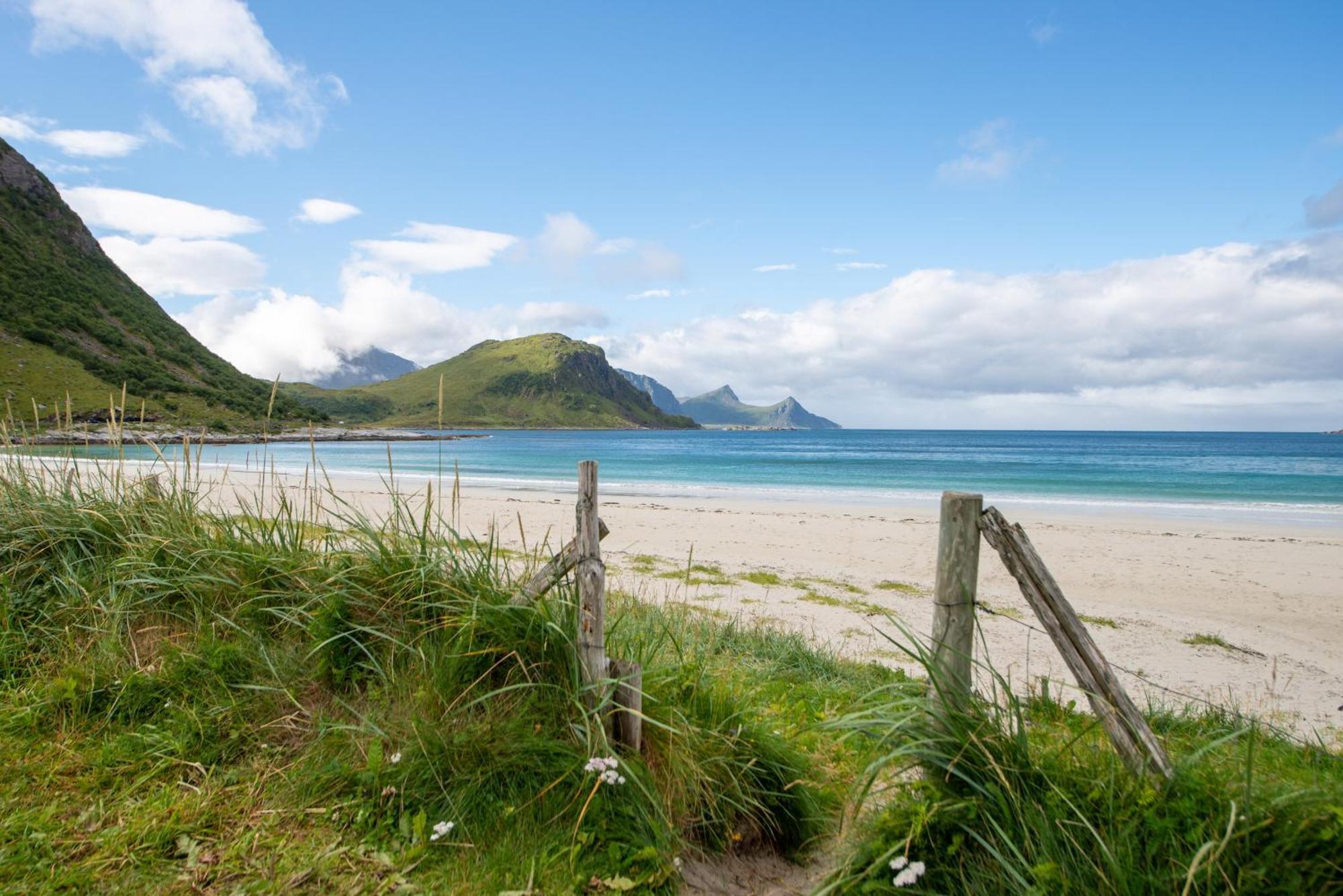Haukland beach panorama Offersoya Bagian luar foto